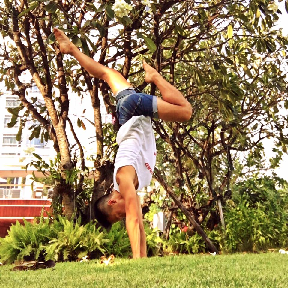 yoga hand
